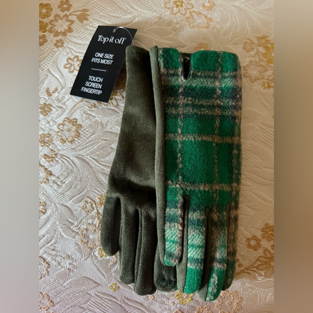 Green Touch Gloves